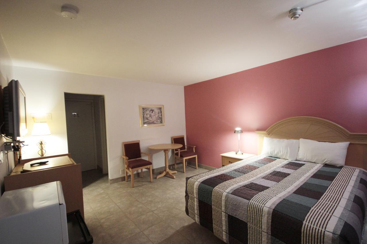 6267 Persepolis Inn Niagara Falls Eksteriør bilde