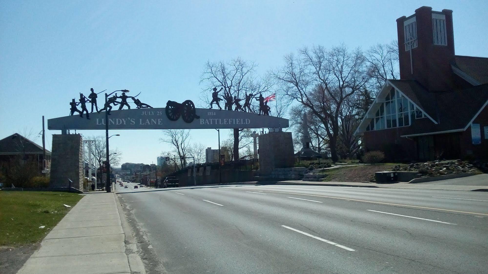 6267 Persepolis Inn Niagara Falls Eksteriør bilde